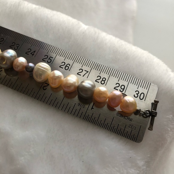 Freshwater and potato multicolored pearl beaded bracelet handmade - Picture 8 of 8